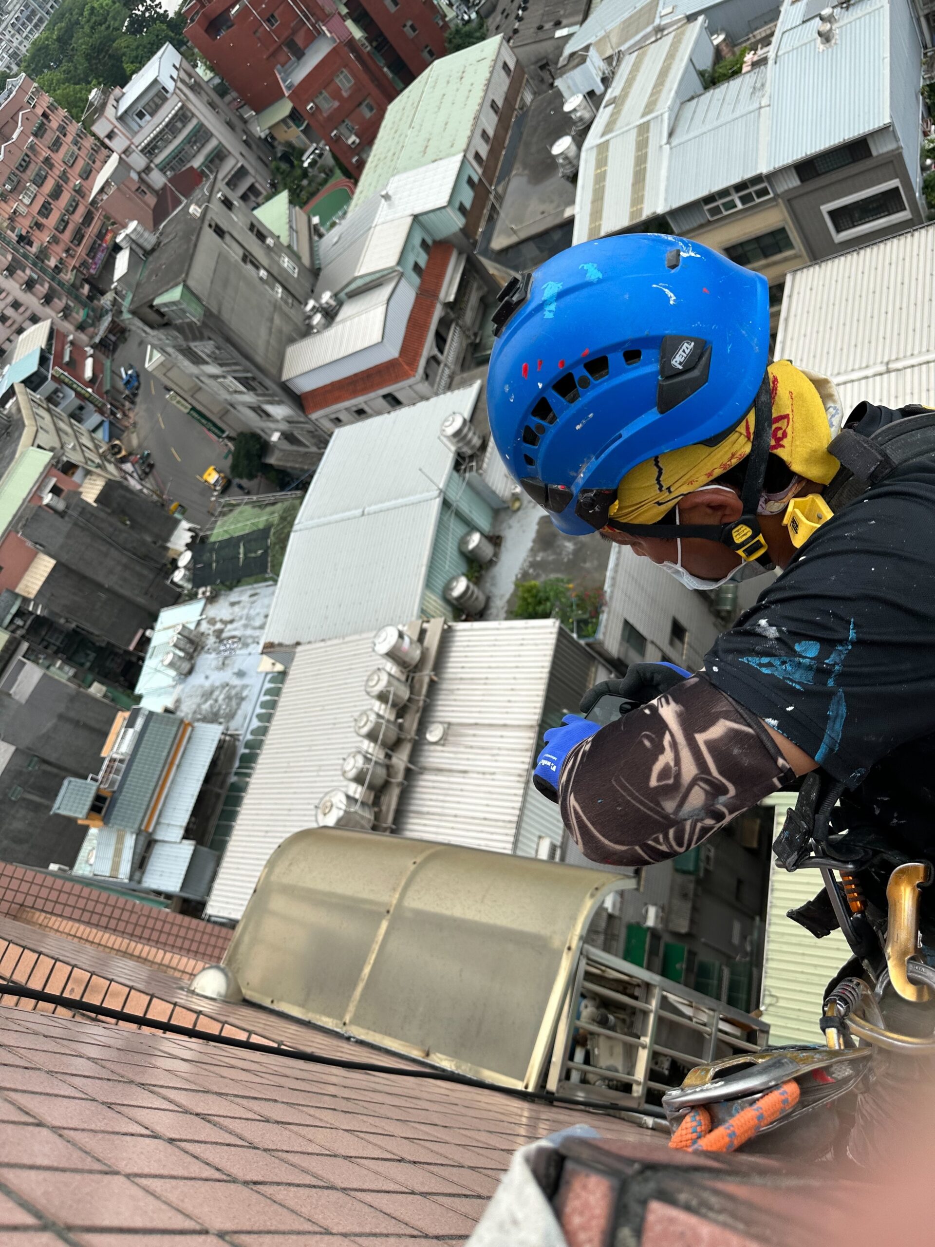 外牆工程｜桃園市桃園區外牆配管管路固定｜瀛升外牆工程